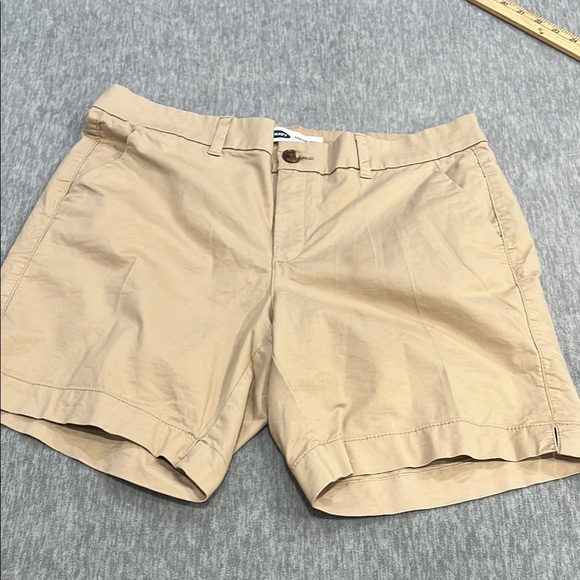 Classic Tan Shorts - Picture 2 of 7